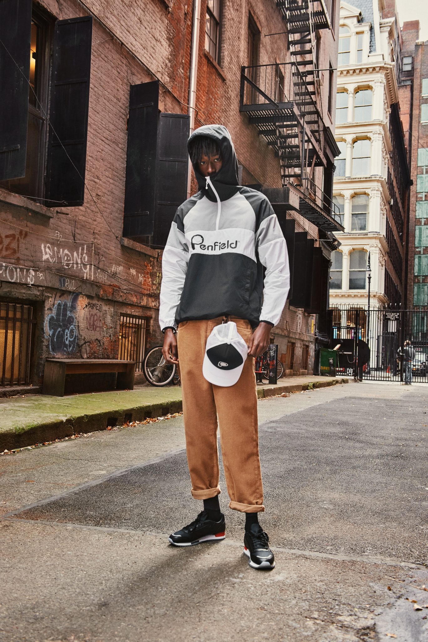 21165_RM_PFIELD_SS18_LB_SHOT_07_011_V2